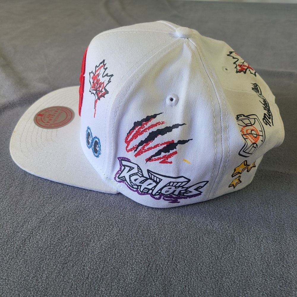 Mitchell & Ness Toronto Raptors Snapback Hat White Graffiti Print 3D Logo - Picture 2 of 11